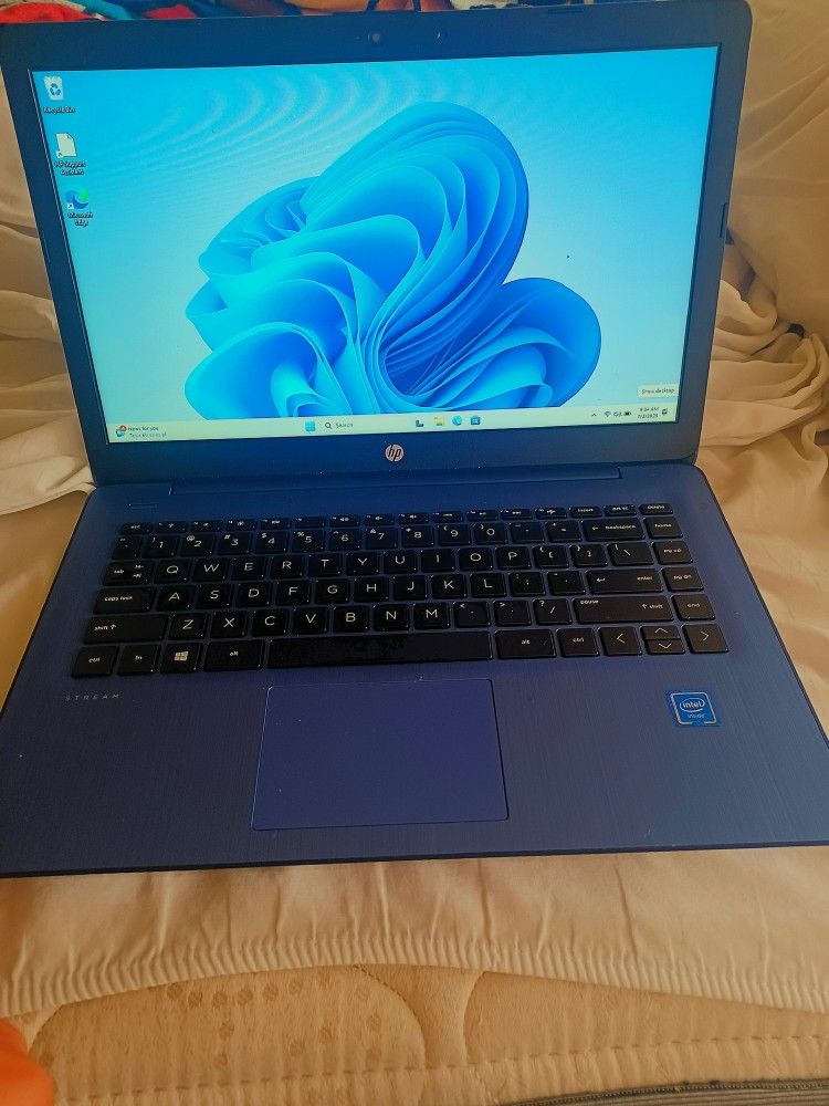 HP Laptop 14 Windows 11