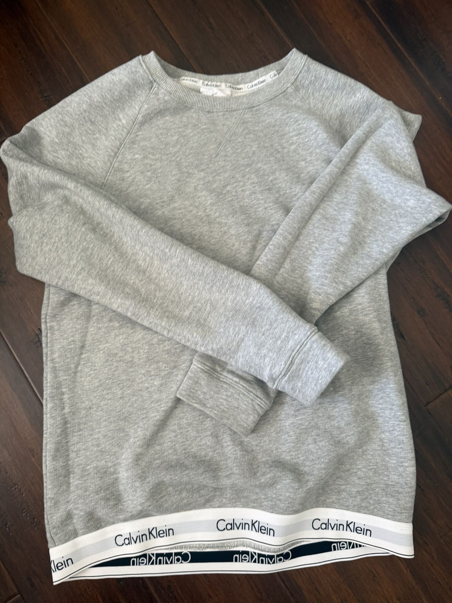 Calvin Klein Logo Super Soft Gray Sweatshirt Small