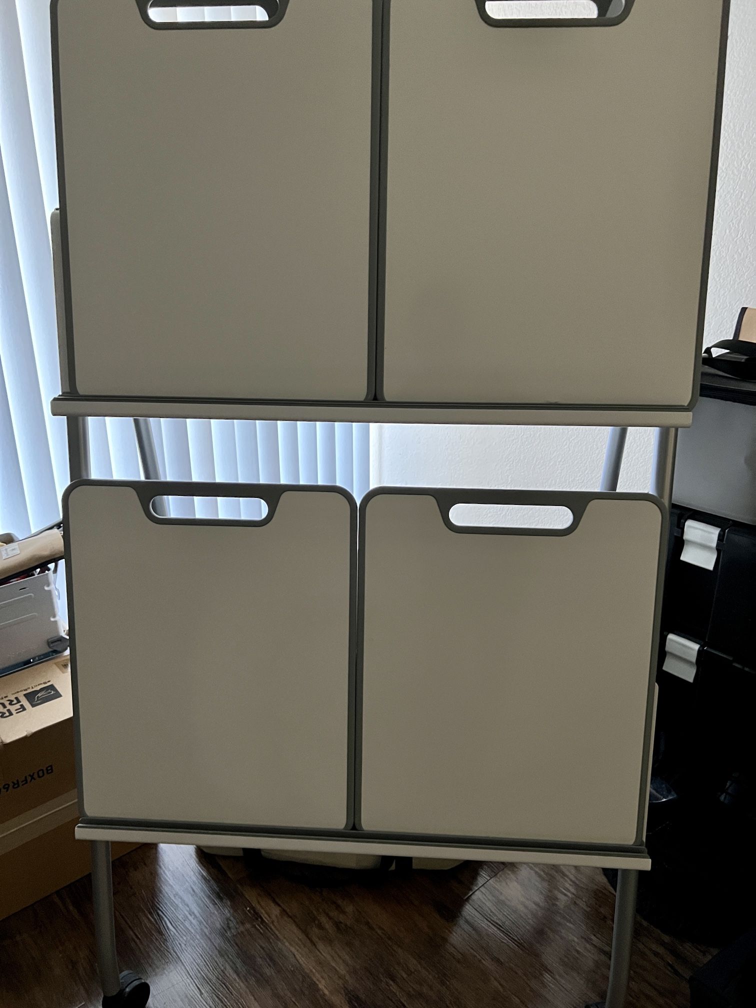 Steelcase Verb Whiteboard And Easel