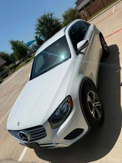 2017 Mercedes-Benz GLC 300