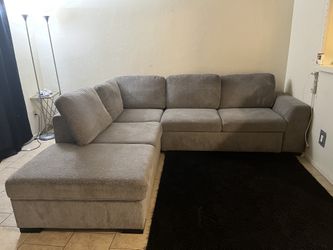 COUCHES