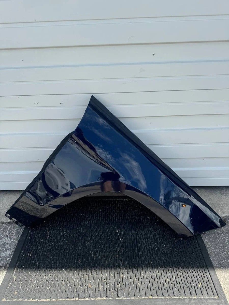 13-16 MERCEDES GL450 GL550 X166 FRONT RIGHT PASSENGER SIDE FENDER BLUE OEM