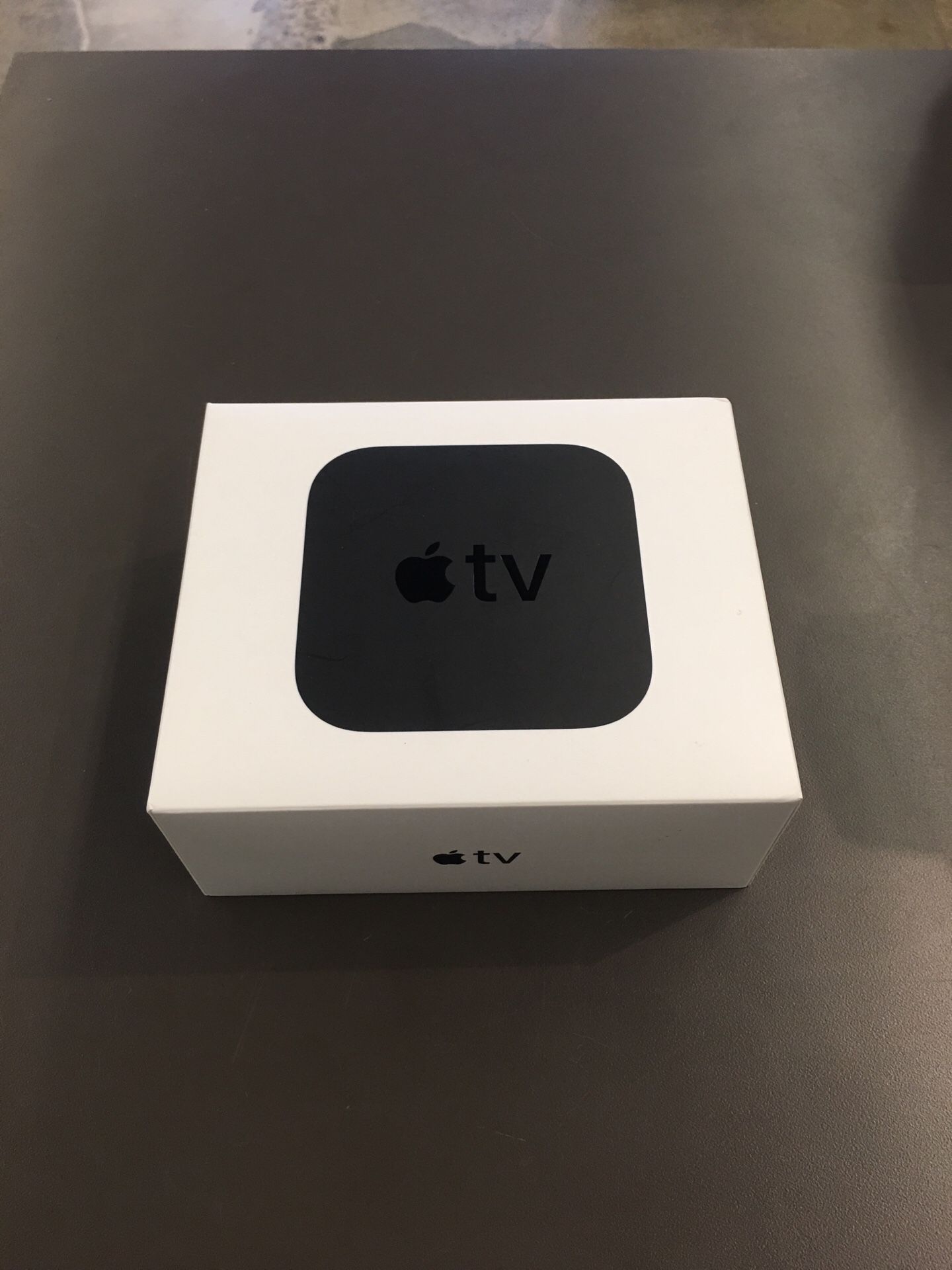 Apple TV 4th Gen. Like new condition