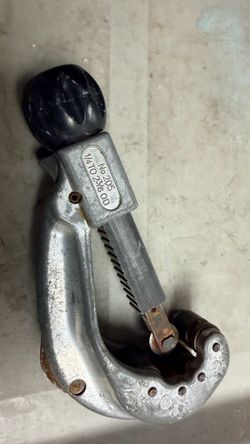 Ridgid pipe cutter 1/4 to 2-3/8”