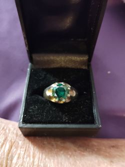 Natural Green 4ct diamond ,Rare