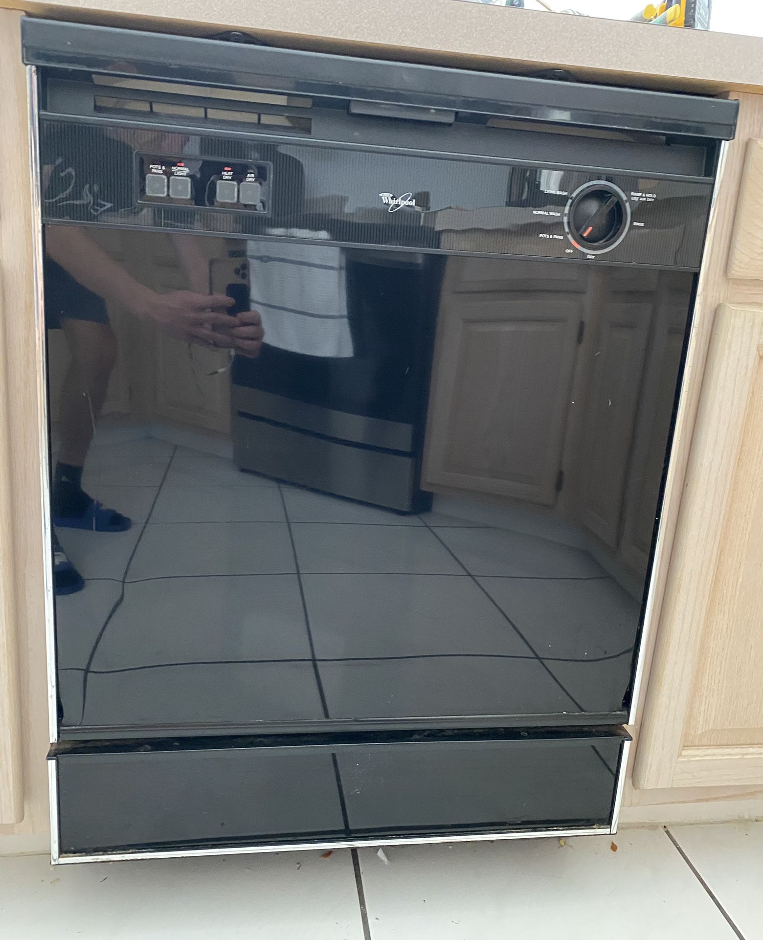 Whirlpool Dishwasher