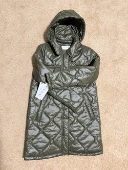 CALVIN KLEIN / Long Puffy Down Water Resistant Jacket w/ HOOD / Warm Cozy Coat / Women's Small (S) / Retails $200 +Tax / Brand New w/ Tags!! / Olive