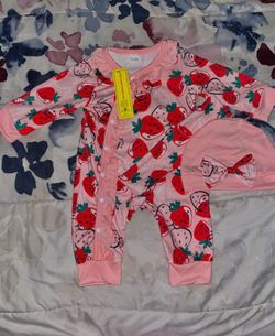 Baby Girl Strawberry Romper Set 👉$8 (New)👈