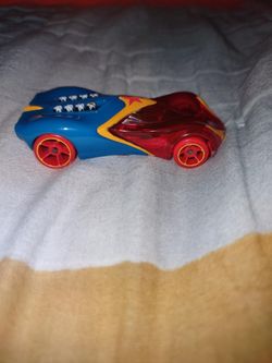 Hot Wheels DC Super Hero Girls Wonder Woman,