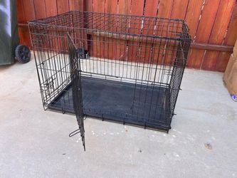 Medium dog crate