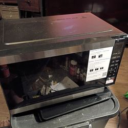 HAMILTON BEACH COMPACT DIGITAL 0.9 CU. FT 900 WATT STAINLESS STEEL MICR5