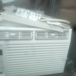 AC With Remote 