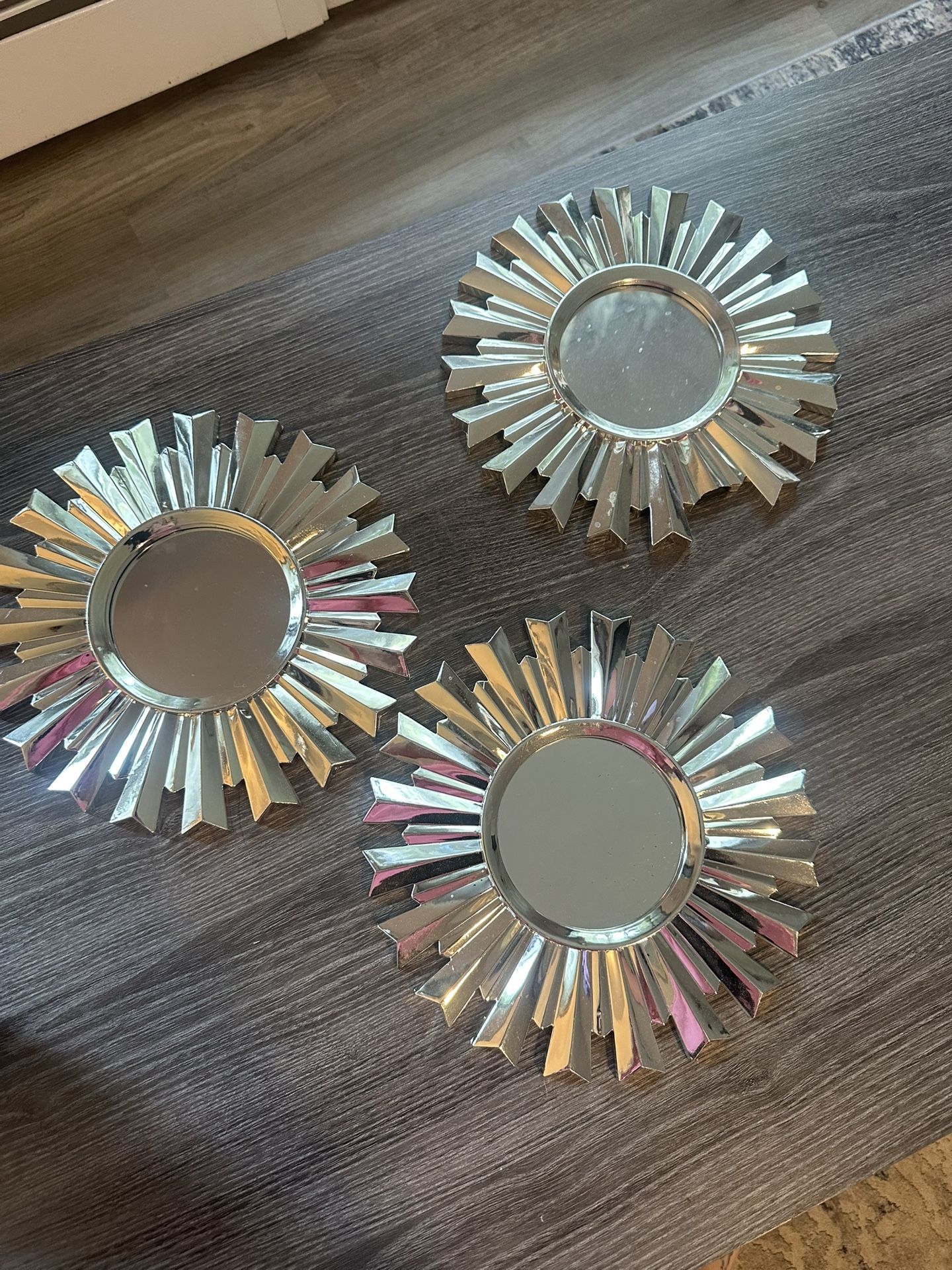 Set Of Mirrors