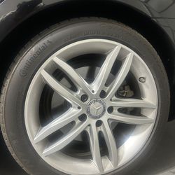 4 Rims With Tires Mercedes 17’’