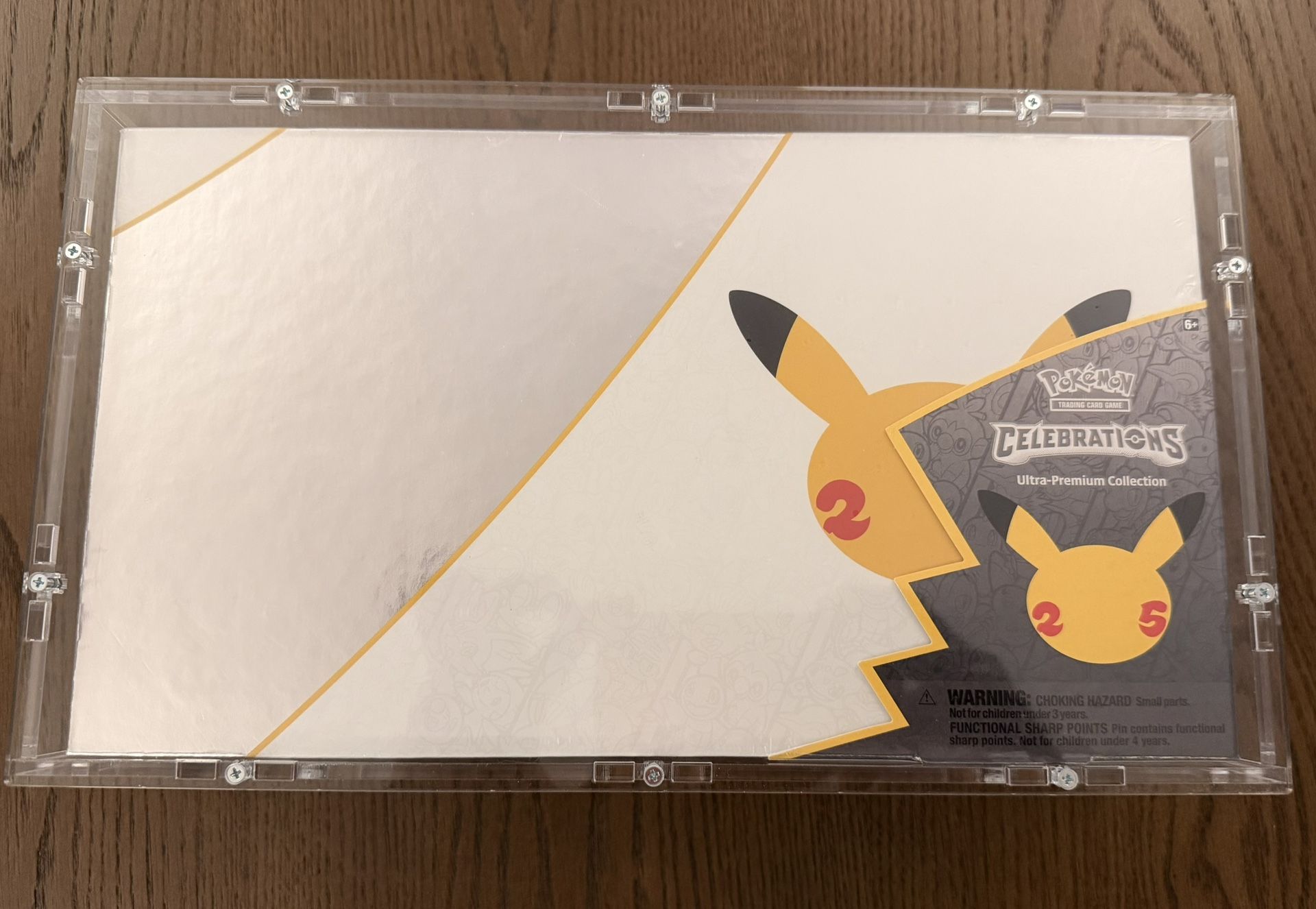 Pokemon Celebrations Ultra-Premium Collection - Celebrations (CLB)