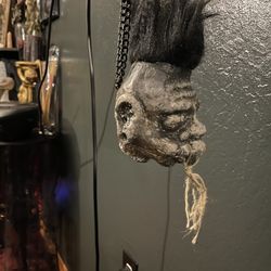 Hanging Shrunken Head With Chain 