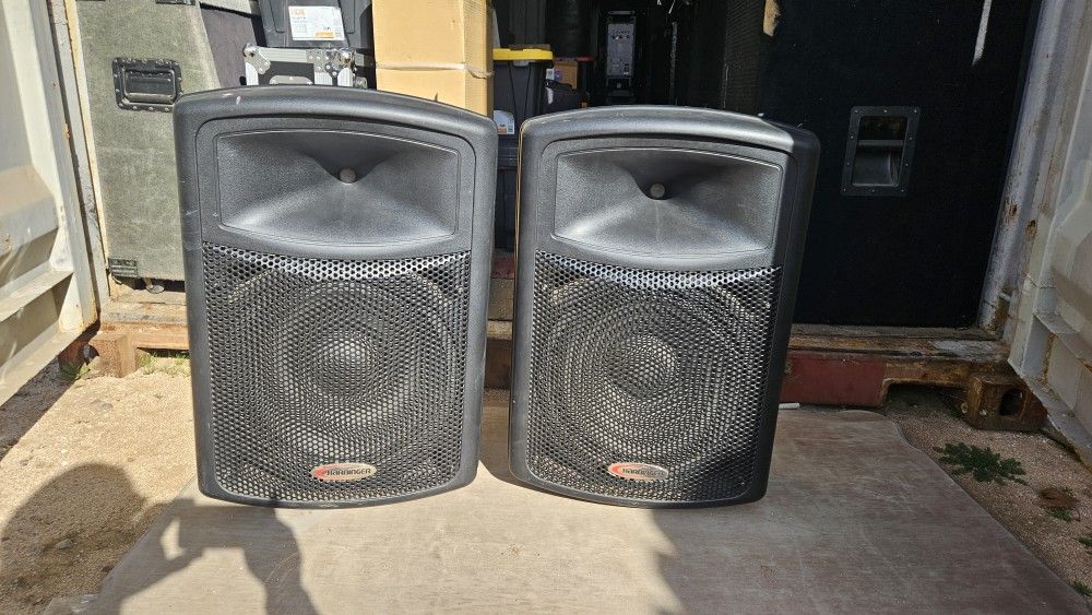 Harbinger APS15 speakers