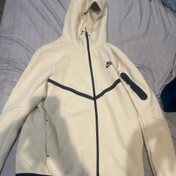 Nike tech yellow hoodie