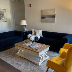 Sofa & Loveseat + 2 Chairs