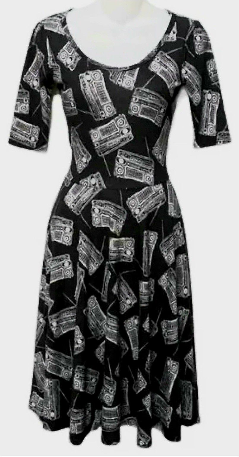 LulaRoe•SuperCute Dress•Black With White Boom Boxs AKA Stereo•Size XL