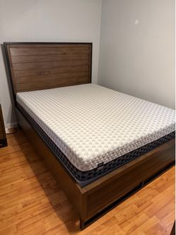 Queen bedroom set
