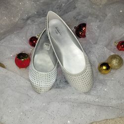 NEW White Sparkly Flats size 7.5W
