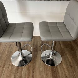 2 Tool Bar Chairs 