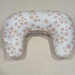 Boppy Nursing pillow
