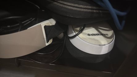 2019 SteelSeriesArctics Pro +Gamedac