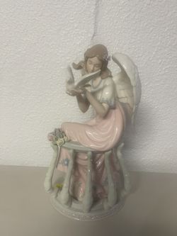 Angel Statue 