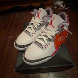Air Jordan 4 (Fire Red 2022)