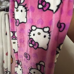 hello kitty heart blanket 
