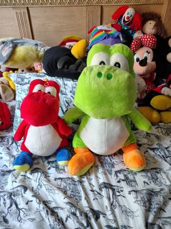 Yoshi plush lot