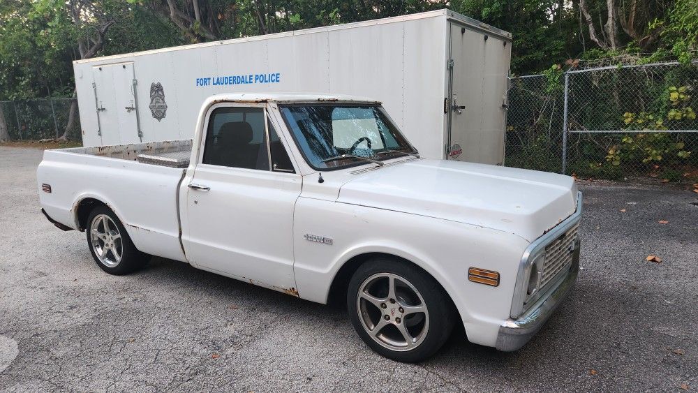 1972  Chevrolet C10 Cheyenne Shortbed