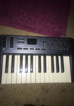 Oxygen25 (BeatMaker)