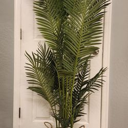 HAIHONG 6FT Artificial Palm Tree,Faux Areca Palm Plant With Real Touch Leaves hand made pot With Handmade Basket