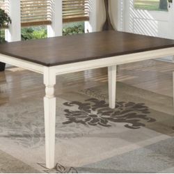 Farmhouse/Cottage Style Table