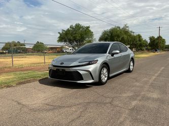 Toyota Camry LE 2025 $24,900