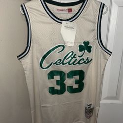 NBA Larry Bird Boston Celtics jersey in white/green, size L