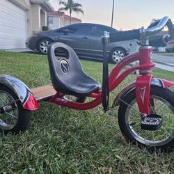 Schwinn Roadster Tricycle 