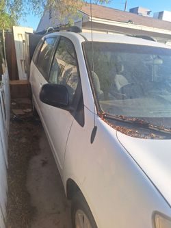 2006 Toyota Sienna Le, needs work