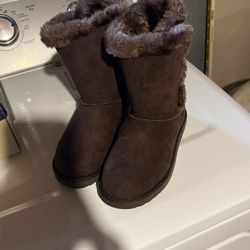 Girls Boots