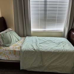 Cherry wood sleigh Twin size bed