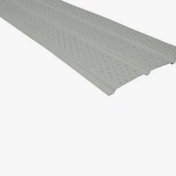 Vented soffit