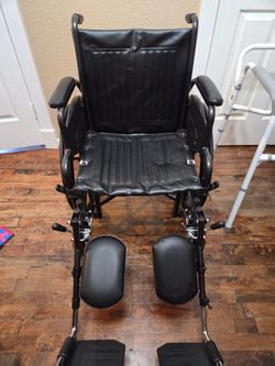 Medline Wheelchair new