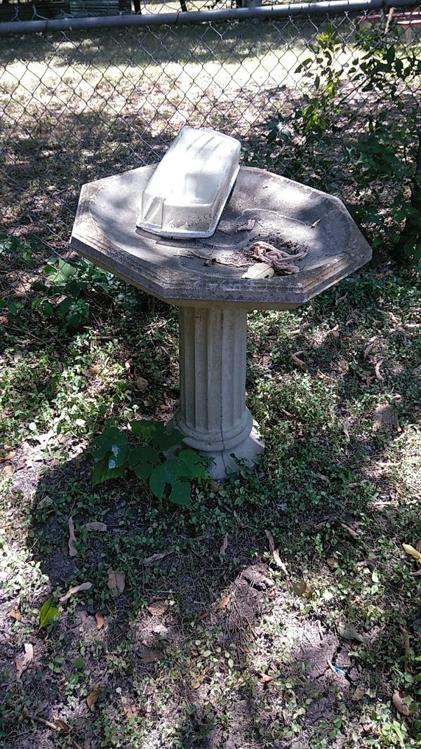 Bird bath for Sale in San Antonio, TX - OfferUp