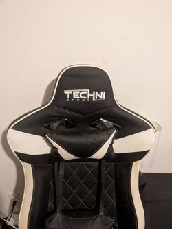 Reclining Gaming Chair - TechniSport - Black/White