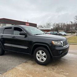 2011 Jeep Grand Cherokee Laredo 