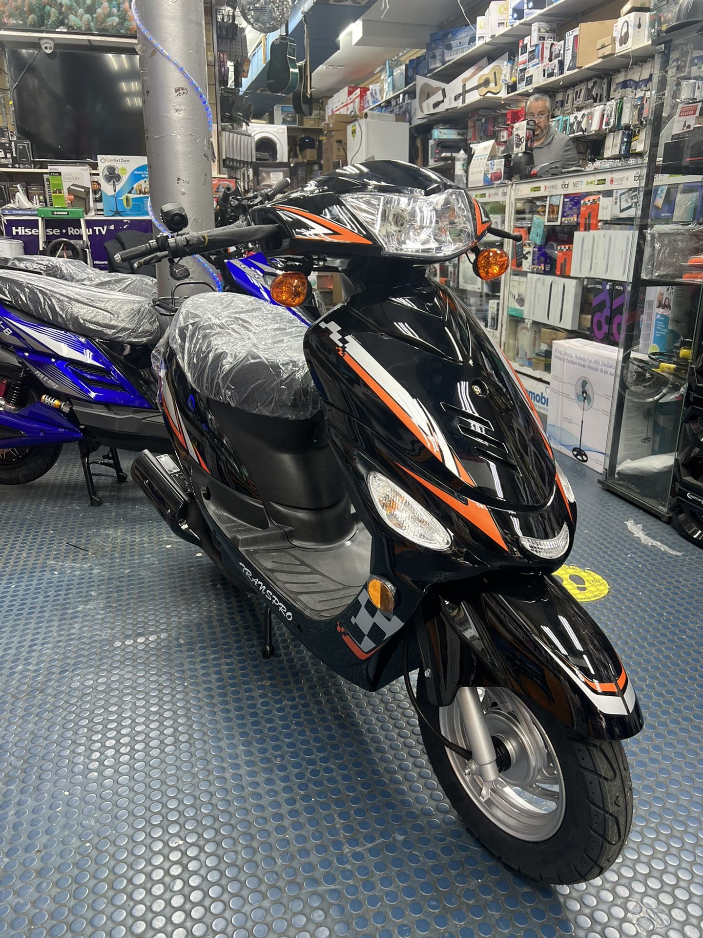 Brand New Solana 50cc Gas Scooter for Sale in The Bronx, NY - OfferUp