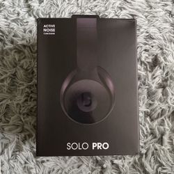 Beats Solo Pro